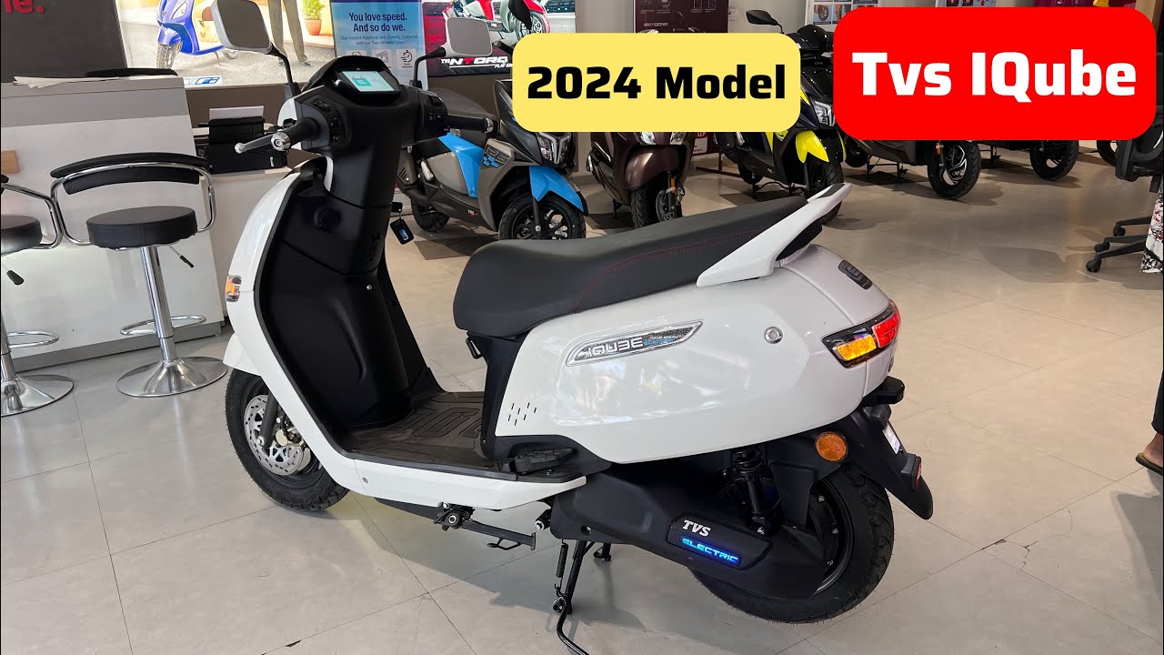 Honda का बिस्कुट मुरा देंगी TVS की धाकड़ स्कूटर धाकड़ बैटरी के साथ देखे कीमत