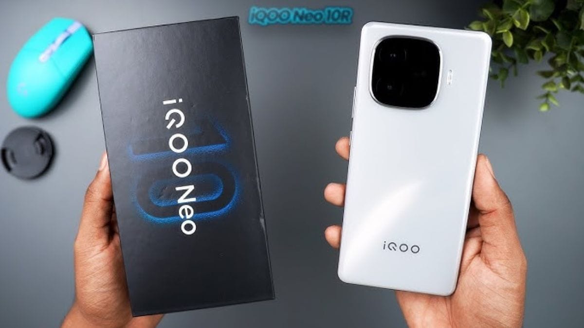 iQOO फैंस की बल्ले बल्ले! कम कीमत में तगड़े कैमरे के साथ पेश हुआ झक्कास स्मार्टफोन,देखे लुक